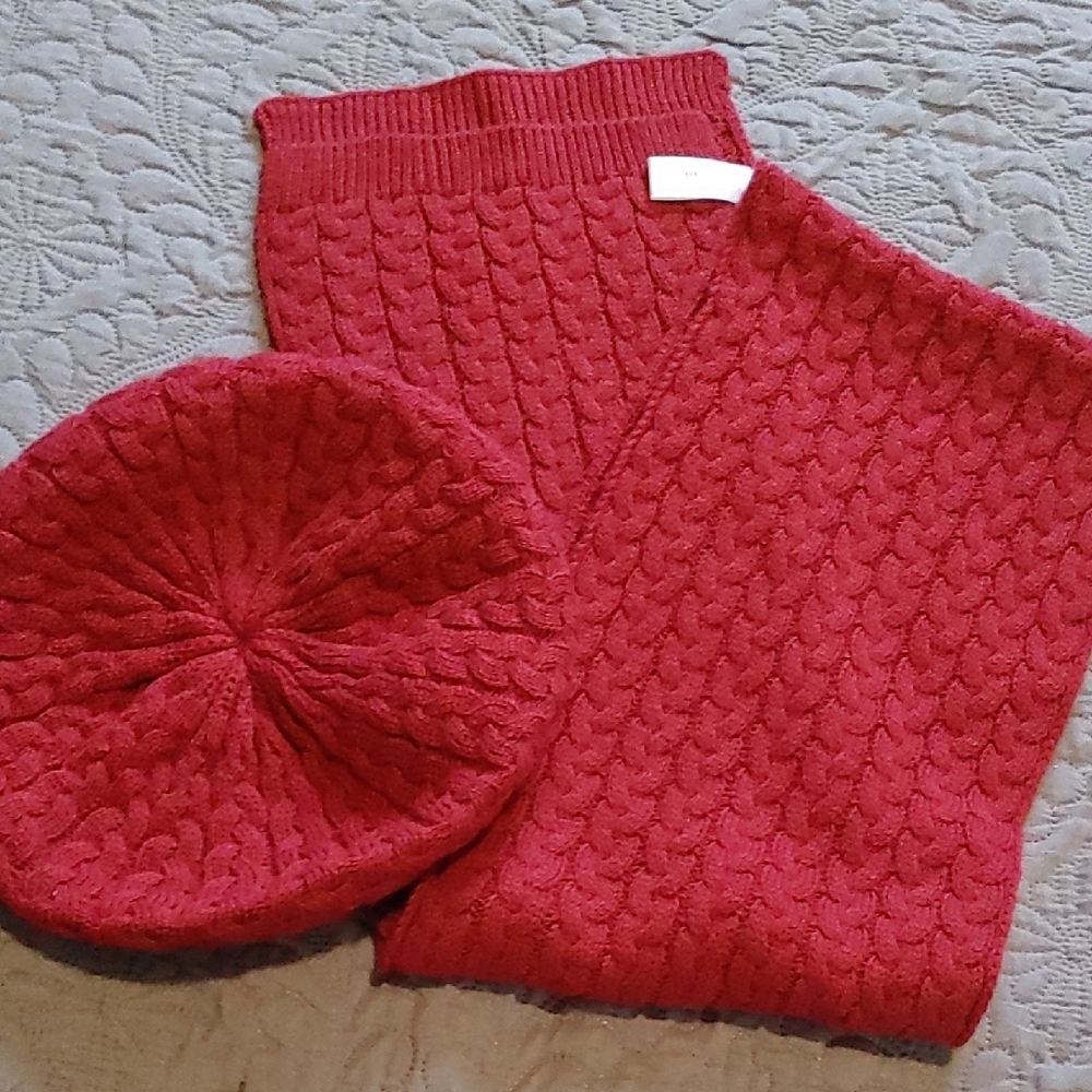 Accessory Street Red Cable Knit Scarf and Beret Set